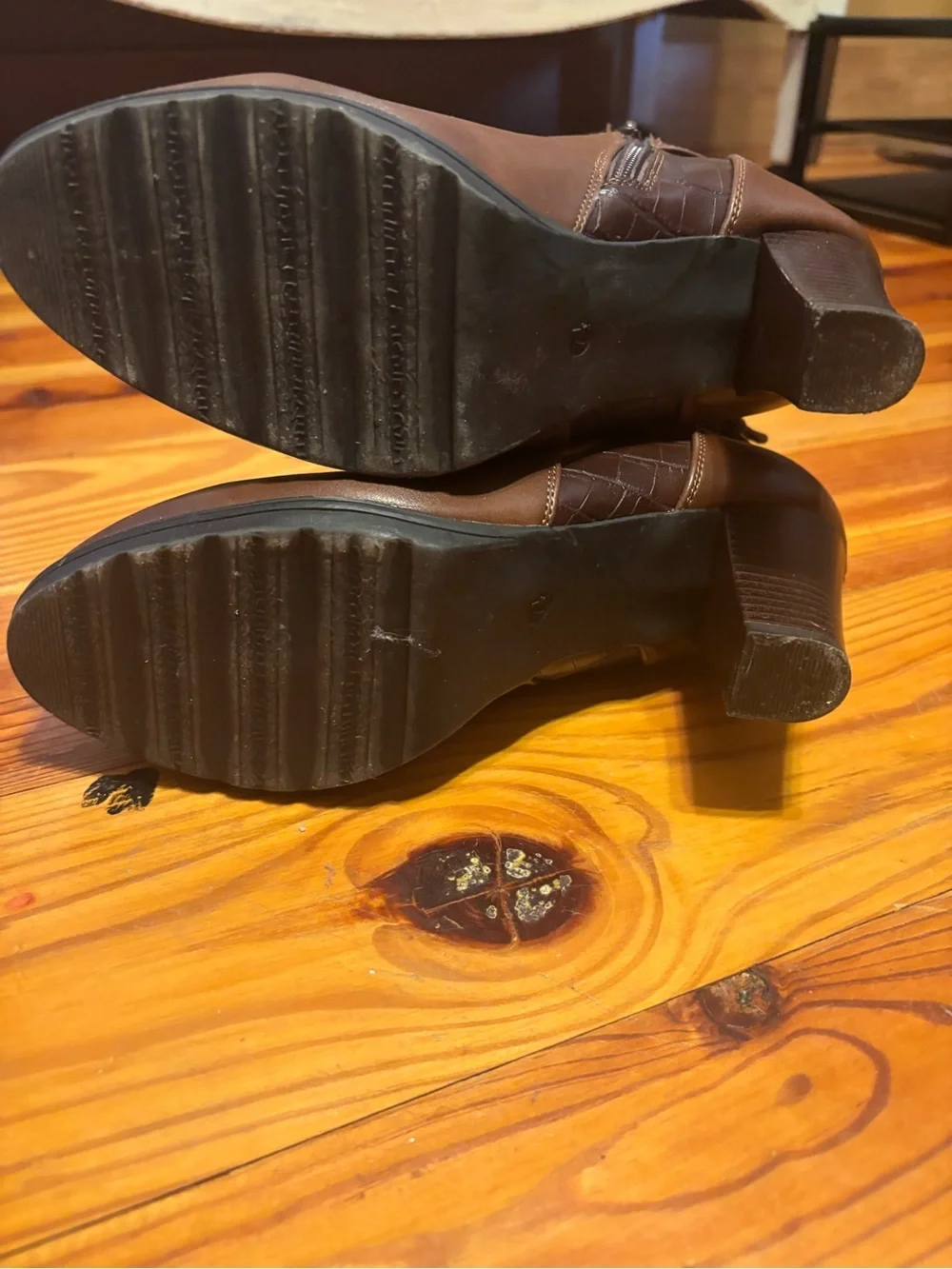 Life Stride Brown Leather Ankle Booties